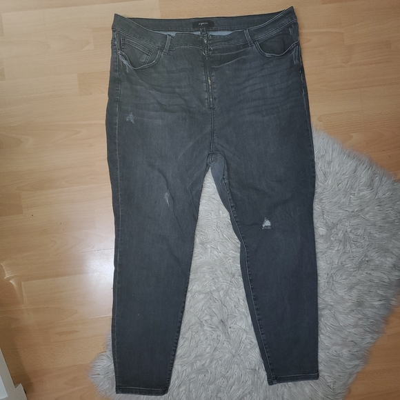 Forever 21 High waisted distressed jeans - Picture 2 of 5